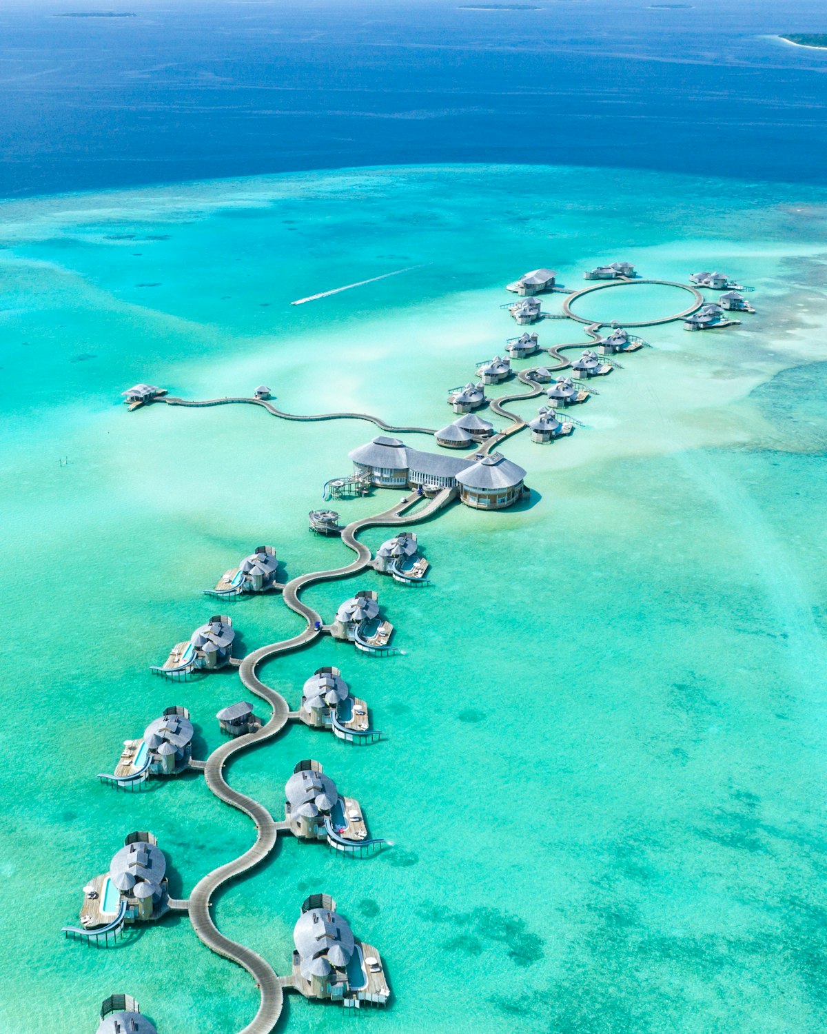 Maldives Stays: Overwater Villas vs Local Island Guesthouses